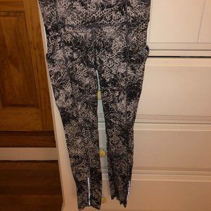 Lululemon Fast and Free Leggings Size 4 25"
